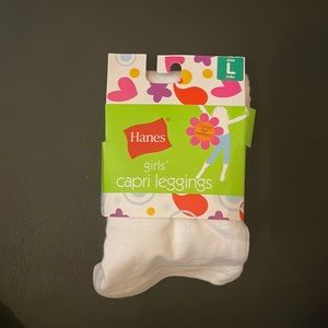 Girls Hanes White Capri Leggings